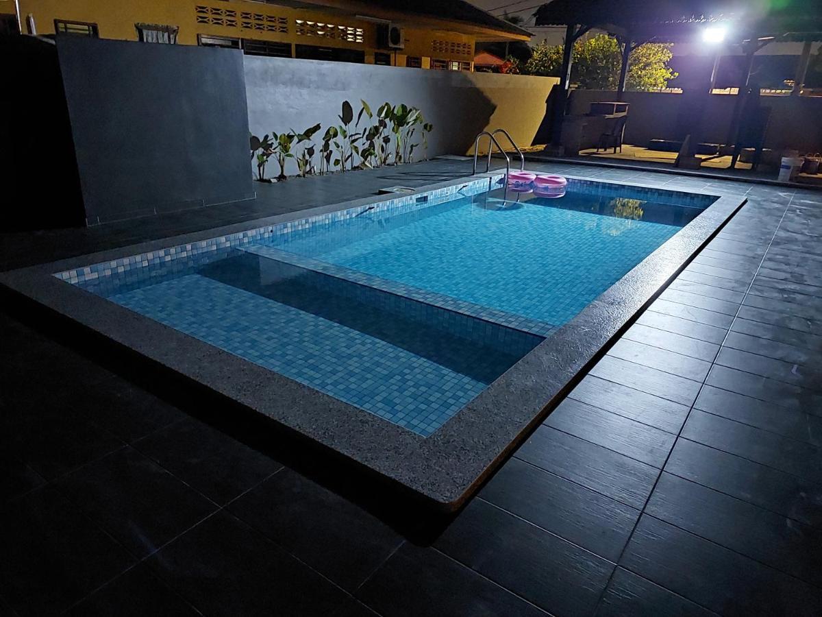 Pool Manjoi - Melayu Ipoh